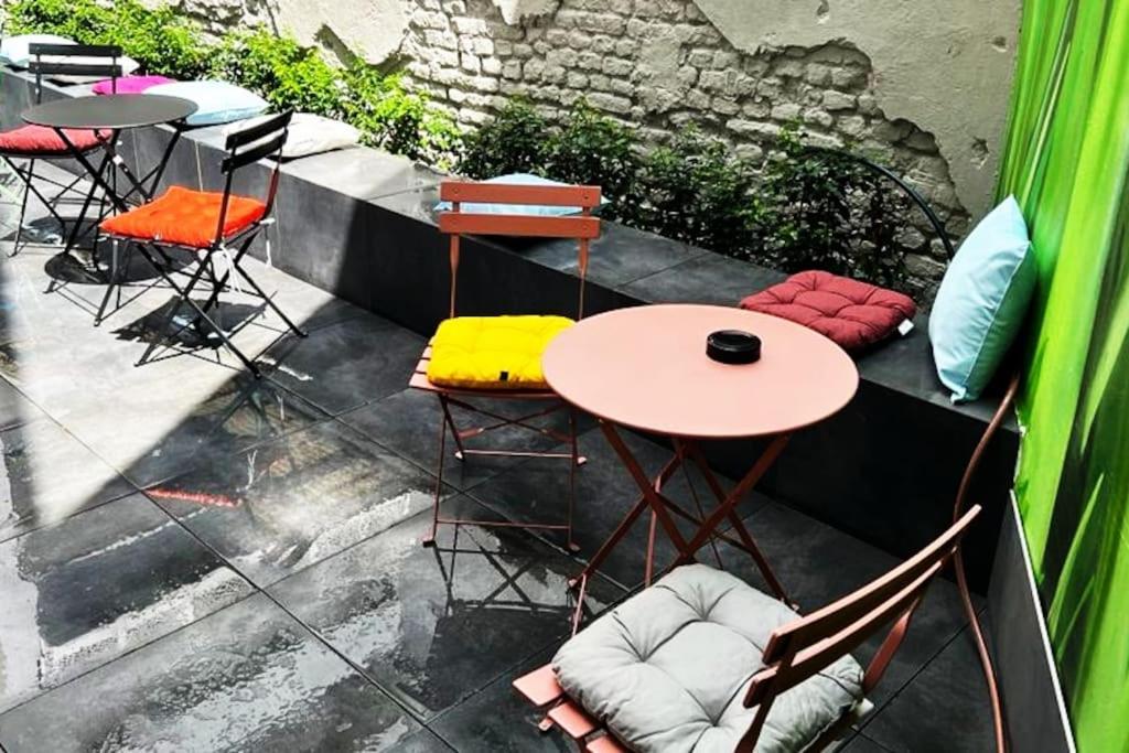 Komfort - Zentral, Mit Balkon Und Waschmaschine *