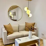 Komfort - Zentral, Mit Balkon Und Waschmaschine Apartment Düsseldorf