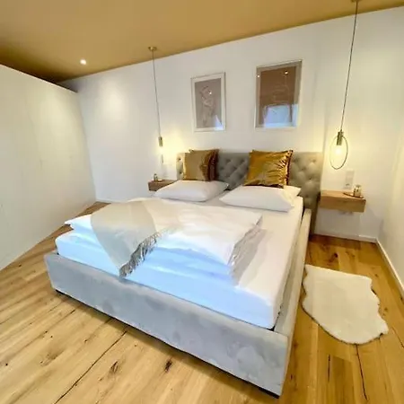Komfort - Zentral, Mit Balkon Und Waschmaschine Appartement *