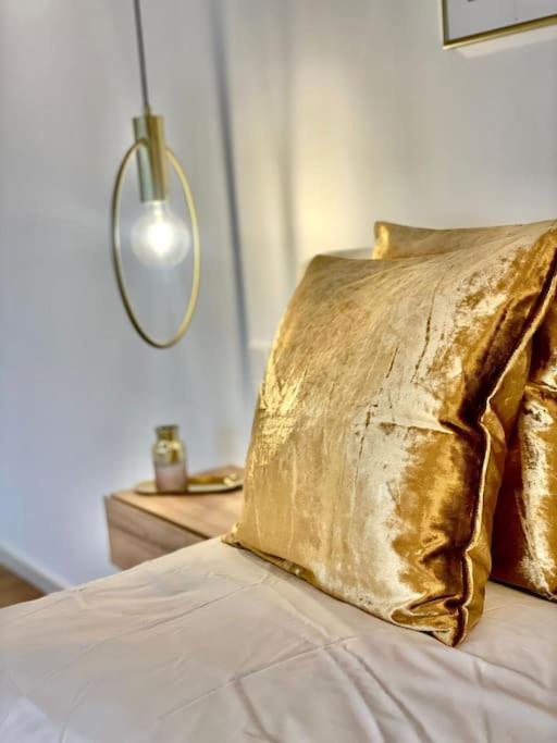 Apartment Komfort - Zentral, Mit Balkon Und Waschmaschine Düsseldorf